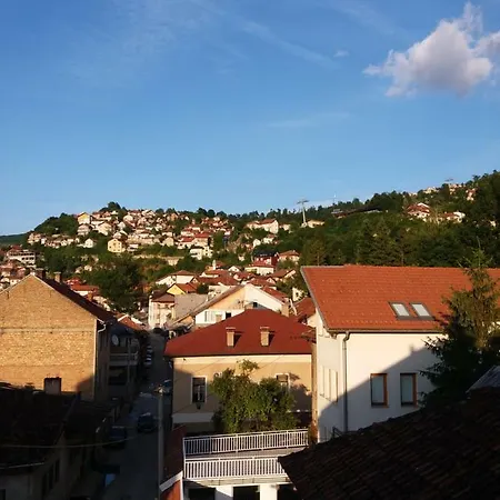 Cozy Aya In Old Town Apartman